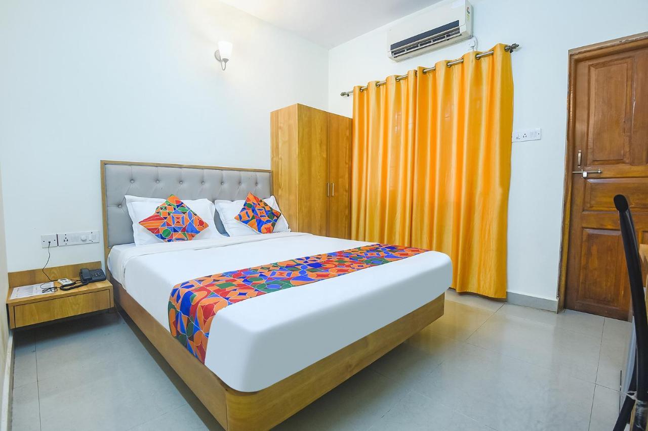 Hotel Fabexpress De Classio With Pool - Nr Candolim Beach Zewnętrze zdjęcie