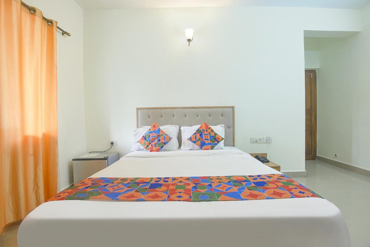 Hotel Fabexpress De Classio With Pool - Nr Candolim Beach Zewnętrze zdjęcie