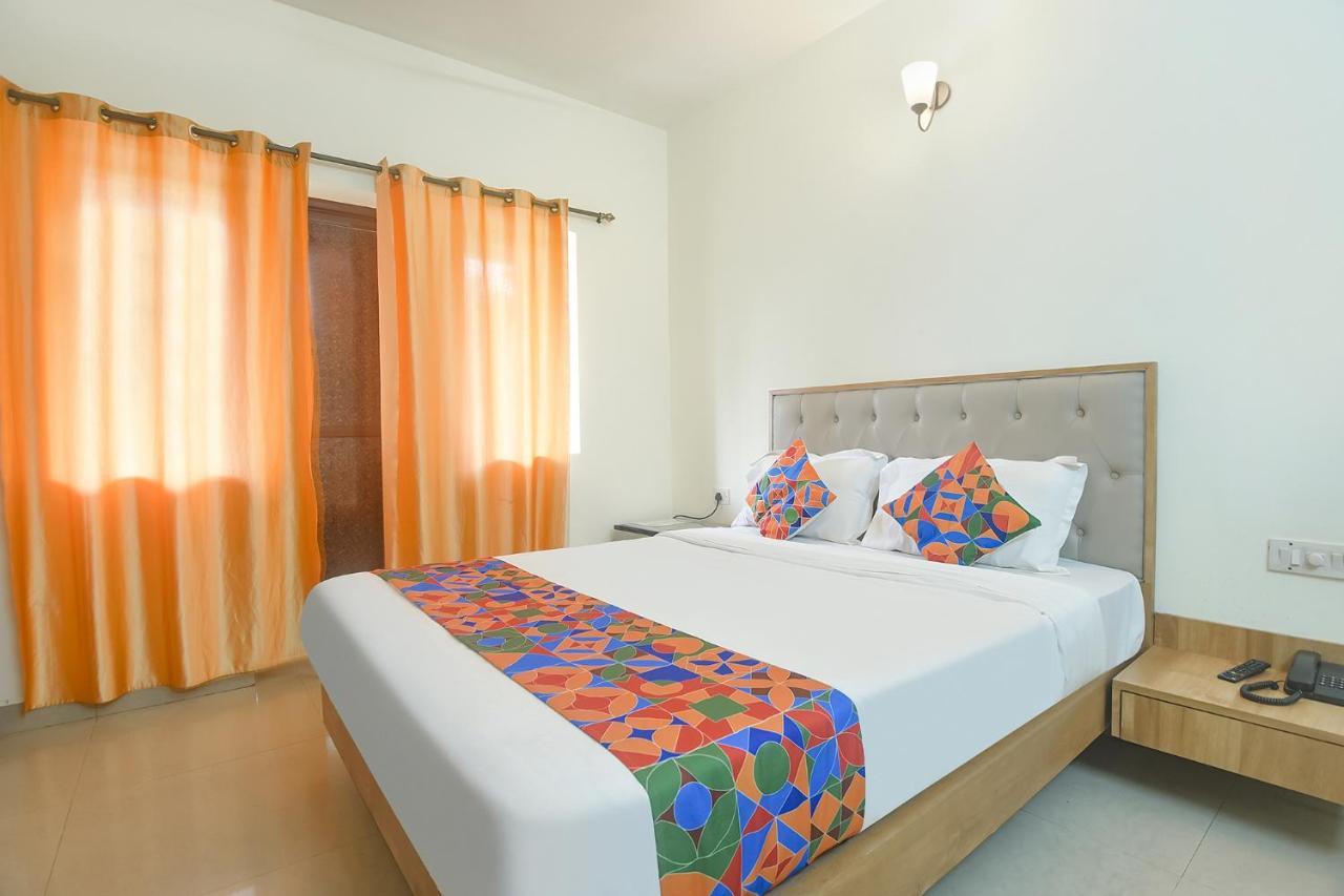 Hotel Fabexpress De Classio With Pool - Nr Candolim Beach Zewnętrze zdjęcie